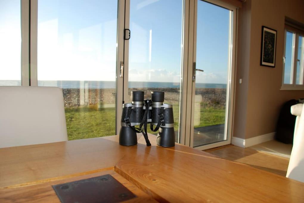 Wow I'M Living On The Beach. Luxury 4 Bed Sleeps 8 Pagham Luaran gambar